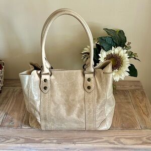 Frye Melissa Leather Tote Bag in Sand